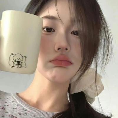 黑白姊妹海报