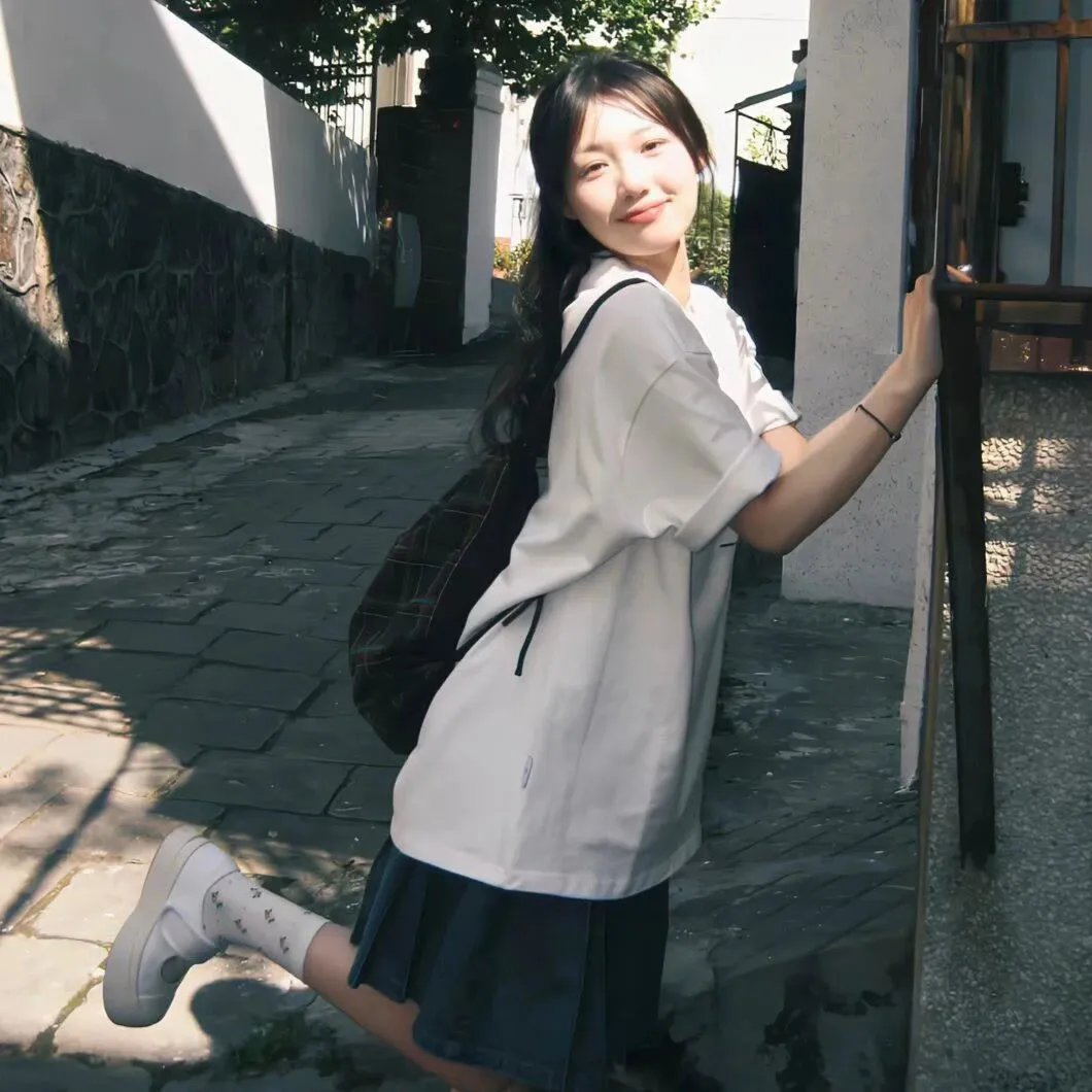 李茶的姑妈海报